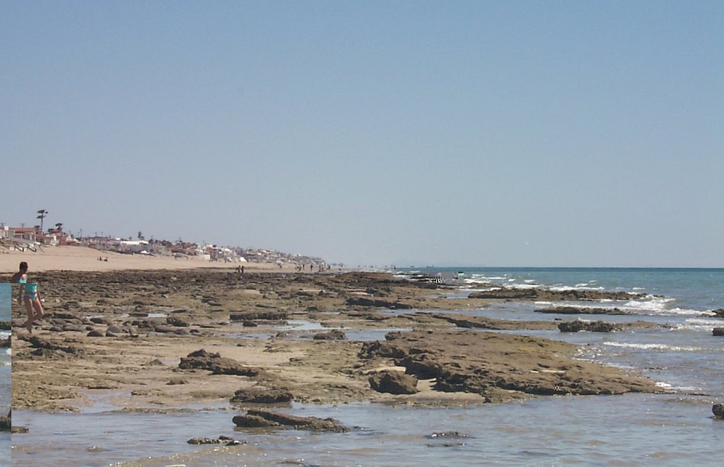 Las conchas -- rocks at low tide
